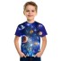 Jungen-T-Shirt mit einer Galaxie D