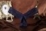 Koronkowe stringi damskie z kokardą Alexia ciemnoniebieski