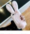 Originální pouzdro na iPhone s chlupatým králíčkem J1407 růžová