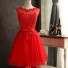 Partykleid aus Spitze rot