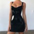 Seksowna mini sukienka ze sztucznej skóry czarny