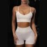 Sportliches Crop-Top und Shorts für Damen creme