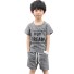 T-Shirt und Shorts für Jungen L1607 grau