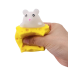 Zabawkowa mysz dla kota w serze biały