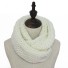 Zimný pletený šál biela
